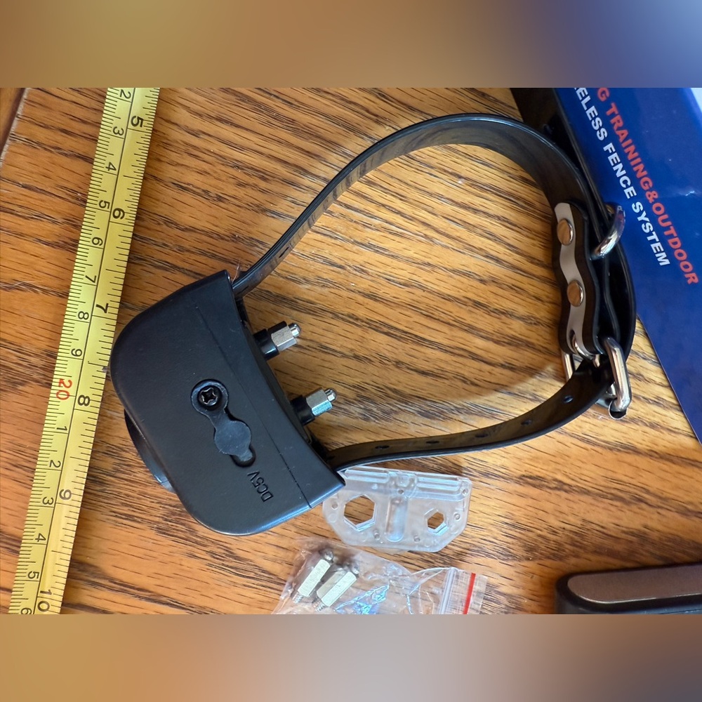 Wireless Pet Training System with Remote - Picture 3 of 9